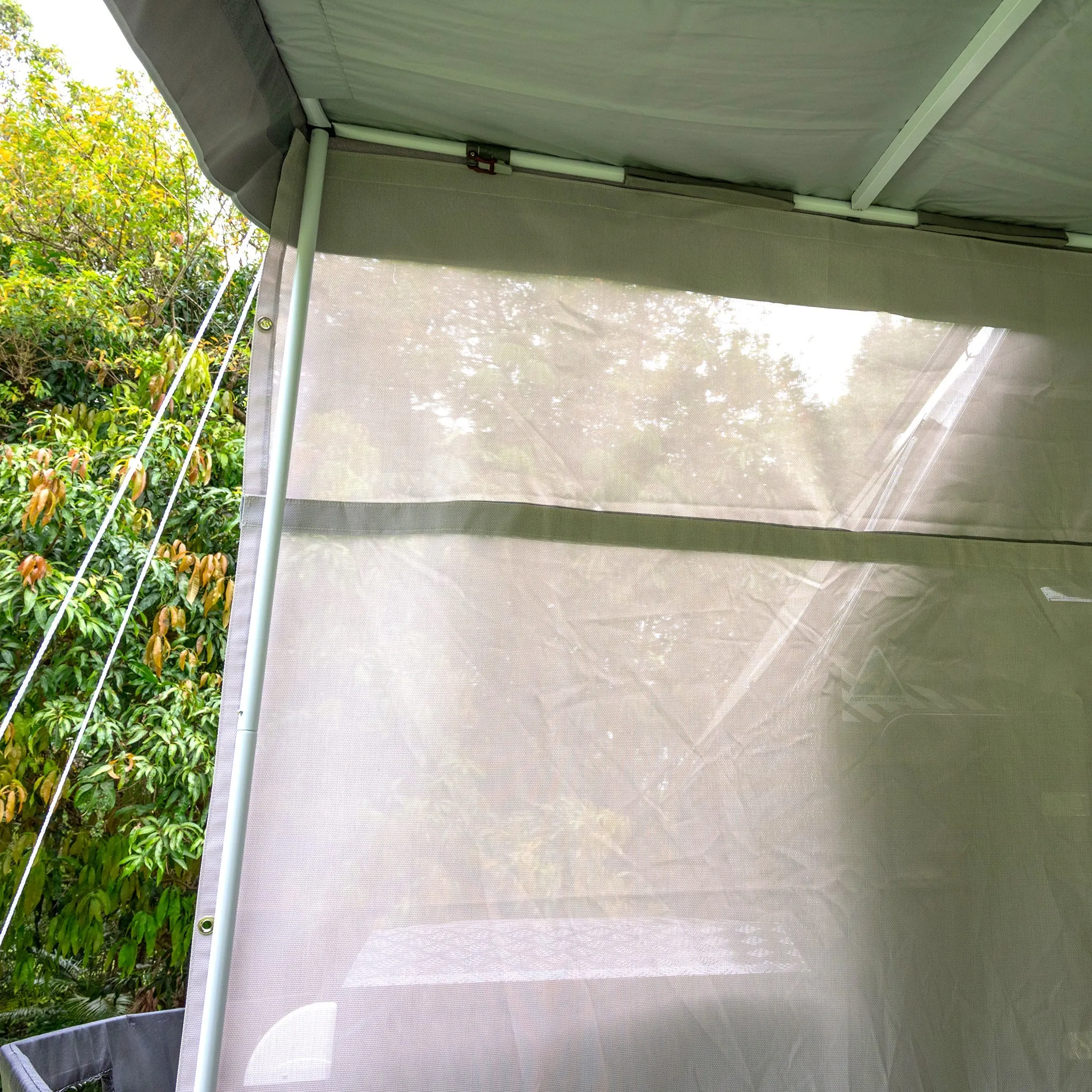 Caravan BBQ Porch