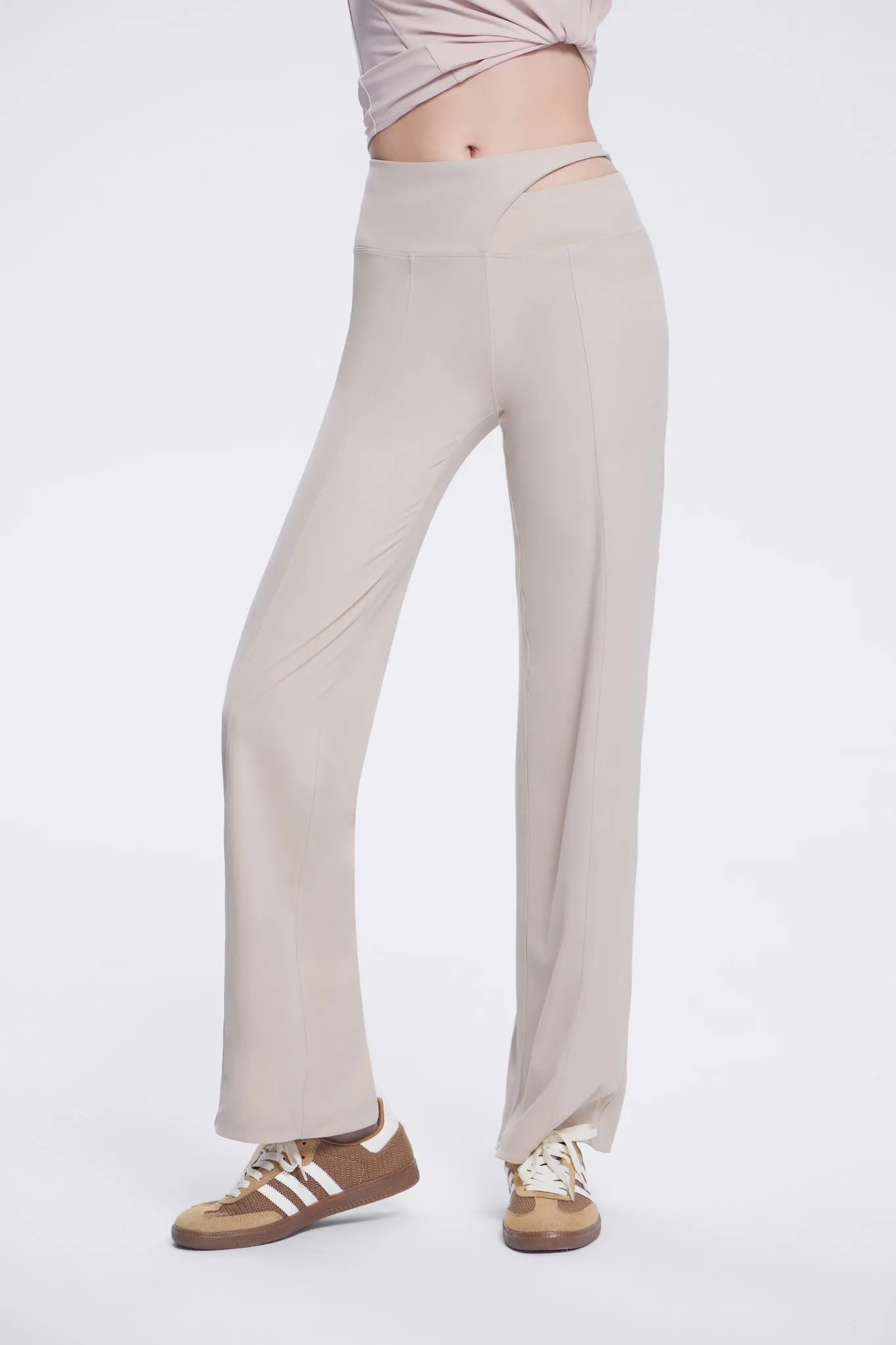 Cut-out Yoga Pants Light