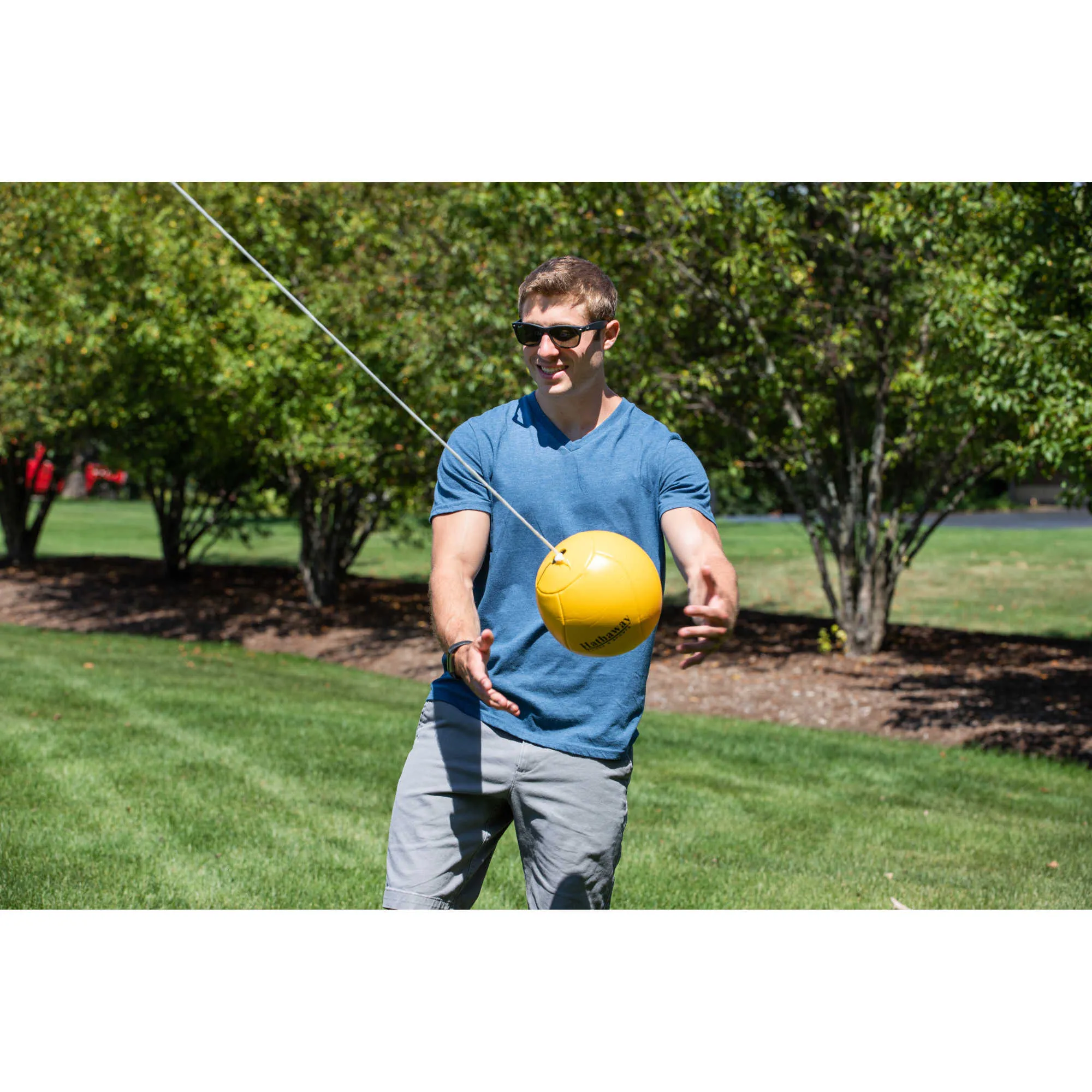 Tetherball Set with Fillable Base – Black/Yellow